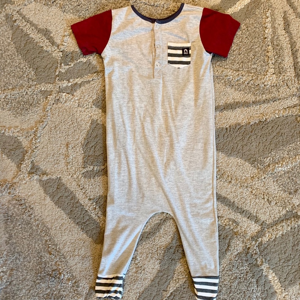 RAGS TO RACHES - Short Sleeve Henley Pocket - 3/4T